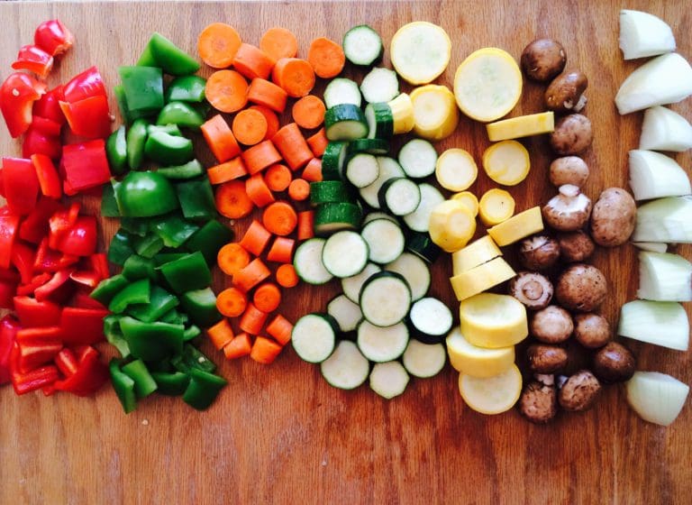 cut-vegetables_t20_Q6YjLa